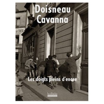 Les doigts pleins d'encre